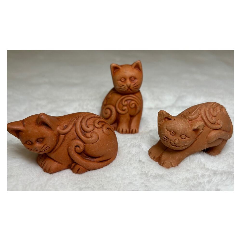 Handcrafted Miniature Vintage Carved Terracotta Kitten Figurines Cat Sculptures